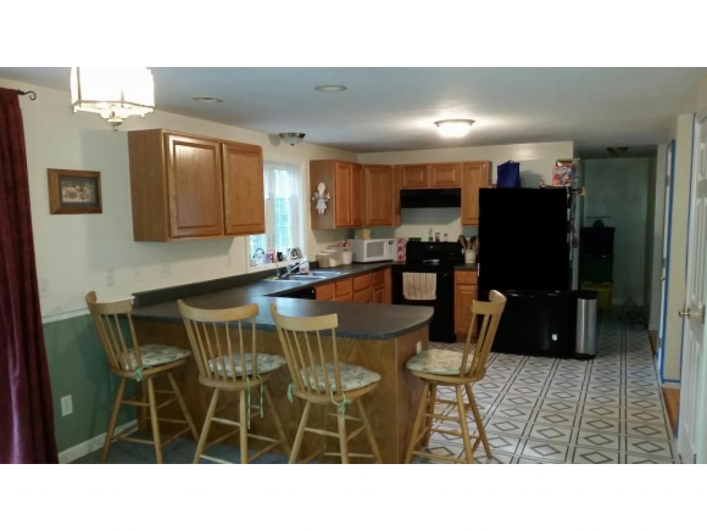 577 Scruton Pond Road Barrington, NH 03825 - Photo 5 of 9 Gallery Image 5