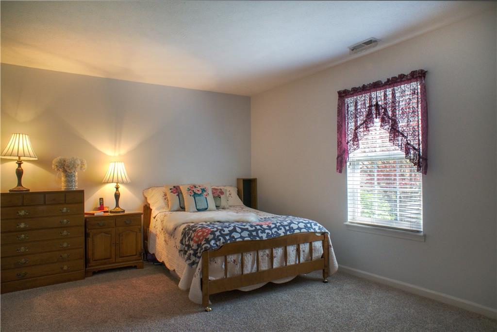 14908 Oak Road Carmel, IN 46033 - Photo 14 of 23