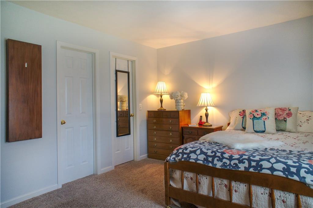 14908 Oak Road Carmel, IN 46033 - Photo 15 of 23