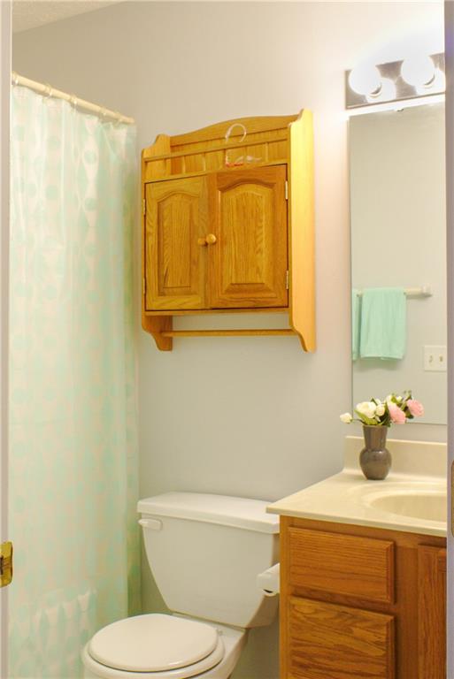 14908 Oak Road Carmel, IN 46033 - Photo 17 of 23
