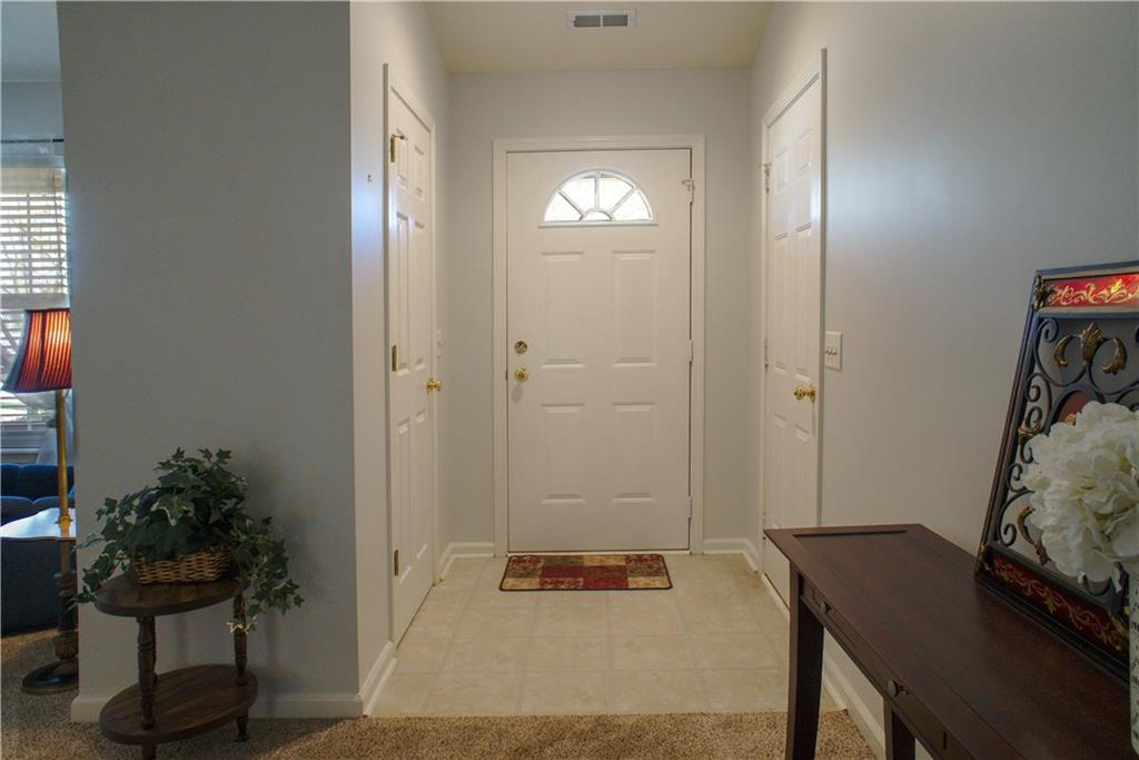 14908 Oak Road Carmel, IN 46033 - Photo 4 of 23