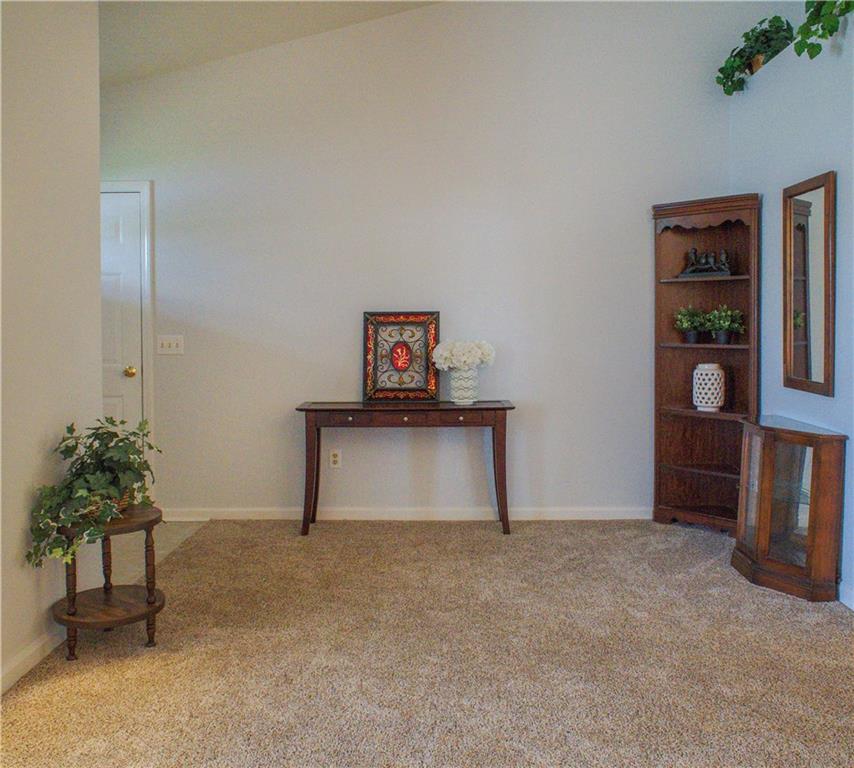 14908 Oak Road Carmel, IN 46033 - Photo 6 of 23