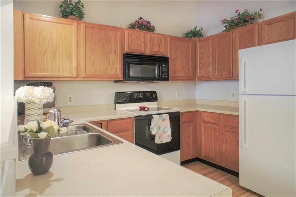 14908 Oak Road Carmel, IN 46033 - Photo 8 of 23