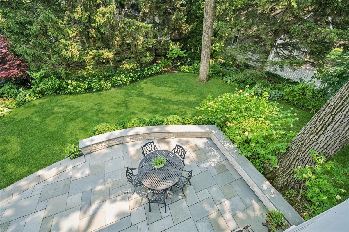 755 Lincoln Avenue Winnetka, IL 60093 - Photo 33 of 52 a view of a water fountain in a yard