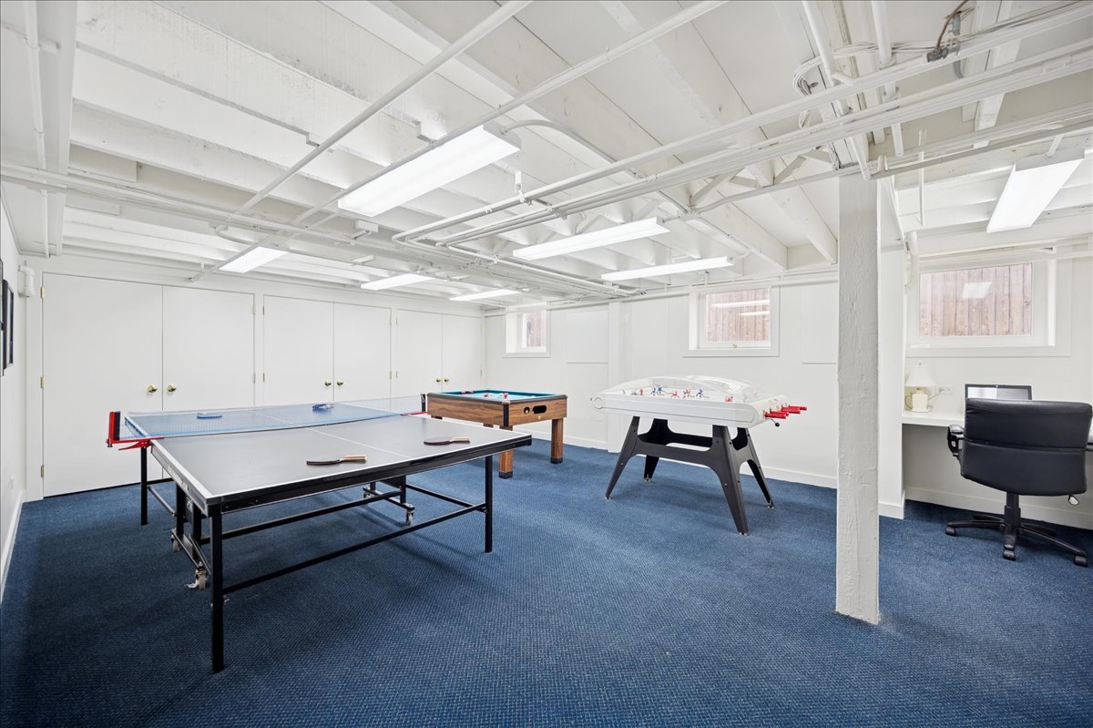 755 Lincoln Avenue Winnetka, IL 60093 - Photo 39 of 52 a room with furniture and pool tables