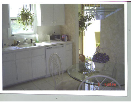 14 Frank Road Stoughton, MA 02072 - Photo 5 of 6