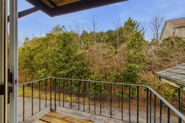$2,000 | 559 Sagamore Avenue, Unit 15, Portsmouth, NH 03801