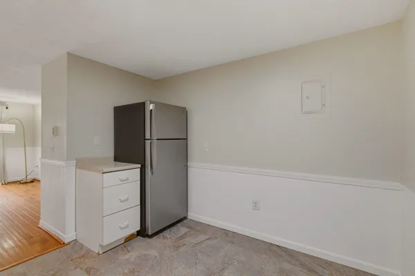 $2,000 | 559 Sagamore Avenue, Unit 15, Portsmouth, NH 03801