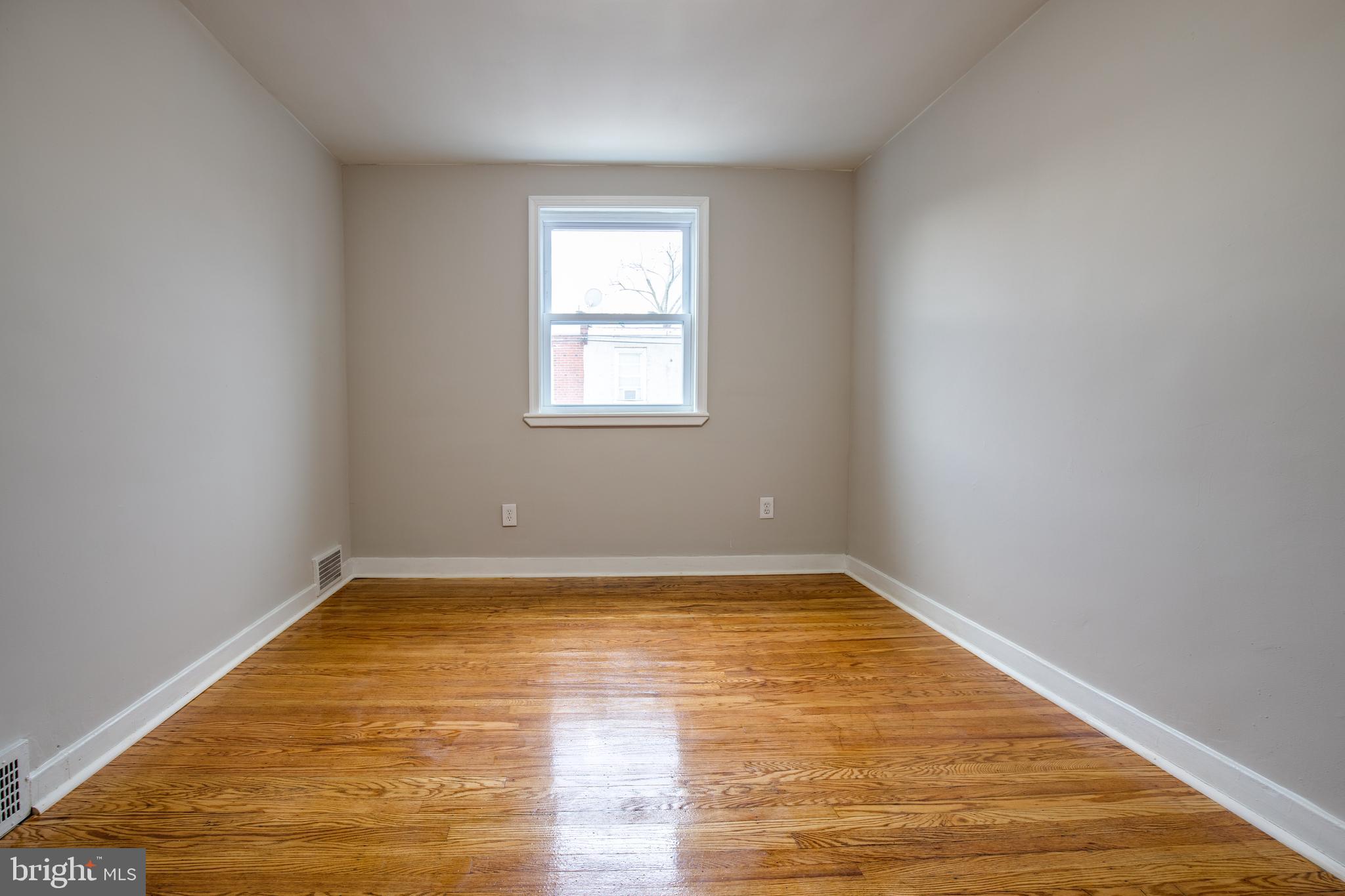 7436 Gilbert Street Philadelphia, PA 19138 - Photo 7 of 23 Gallery Image 7