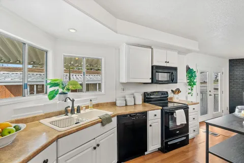 $249,000 | 3128 Crescent Avenue, Unit 75, Marina, CA 93933