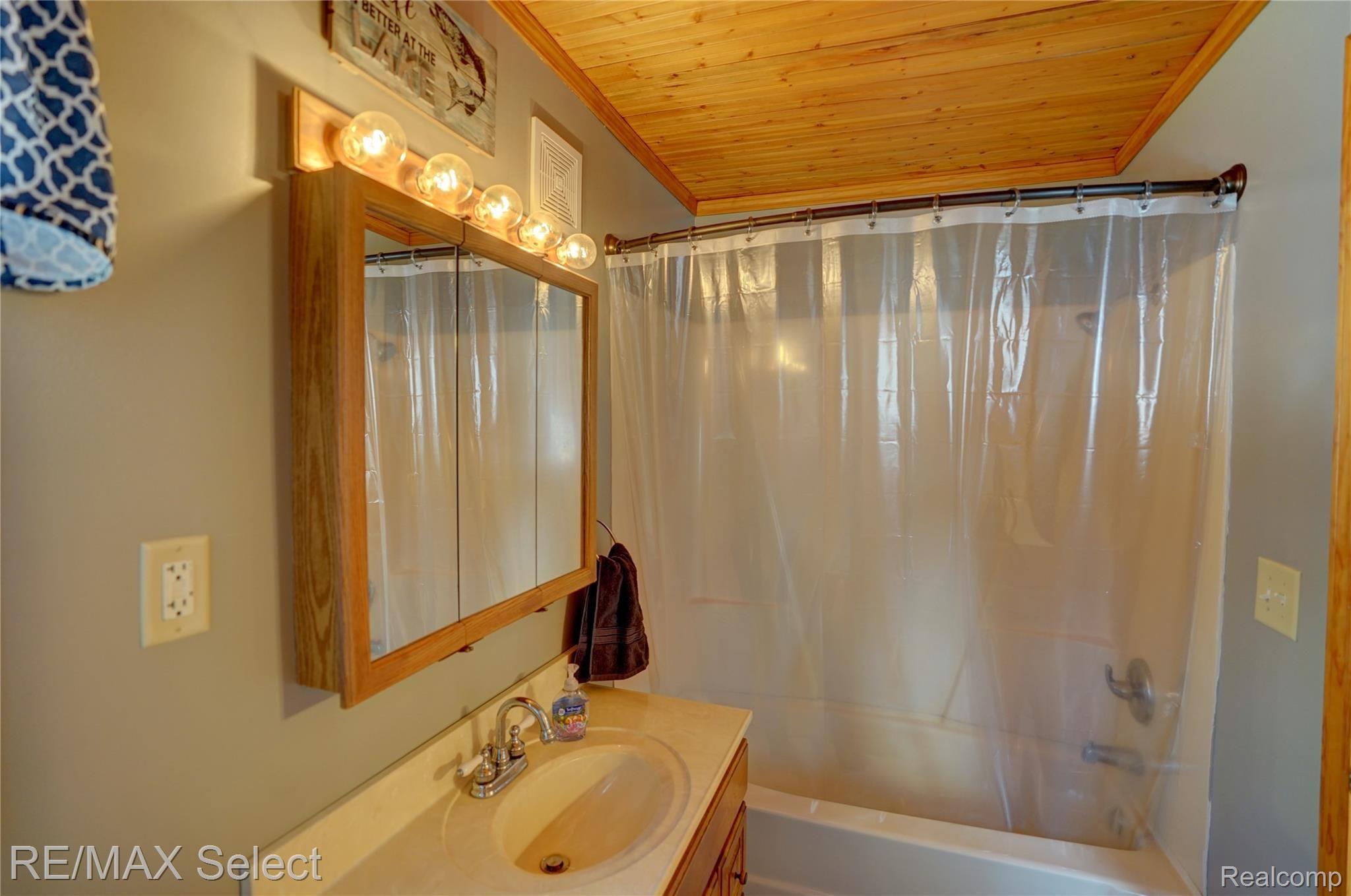 1424 North Kingston Road Deford, MI 48729 - Photo 26 of 55 1424 N Kingston Road 26.jpg