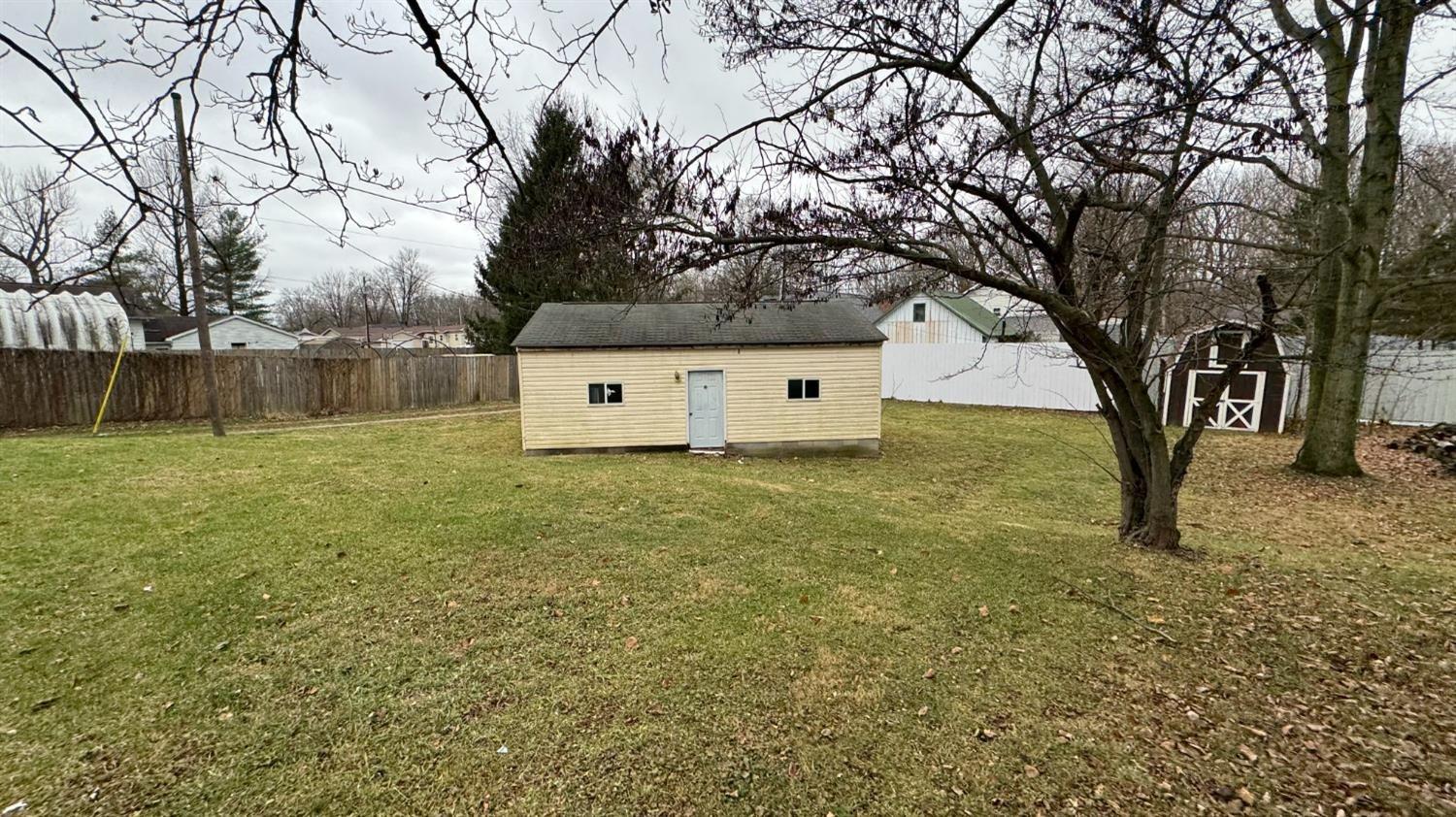 306 North Main Street Carthage, IN 46115 - Photo 3 of 28