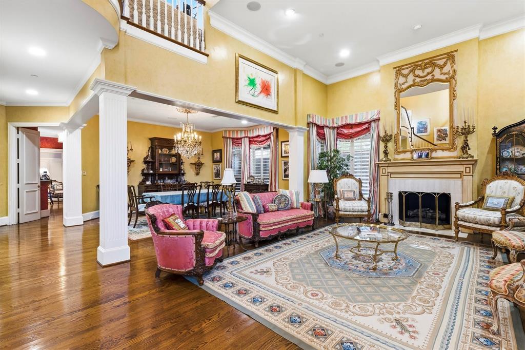 7 Ashmere Court Dallas, TX 75225 - Photo 3 of 19