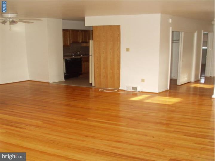 2579 Balwynne Park Road Philadelphia, PA 19131 - Photo 6 of 22 Unit #2