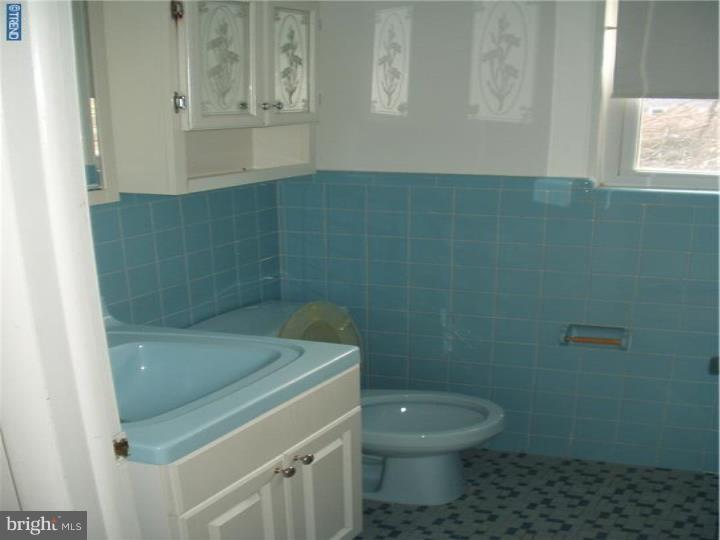 2579 Balwynne Park Road Philadelphia, PA 19131 - Photo 10 of 22 Unit #2