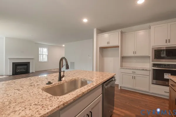 $779,950 | 5195 Brandon Pines Way, Providence Forge, VA 23140