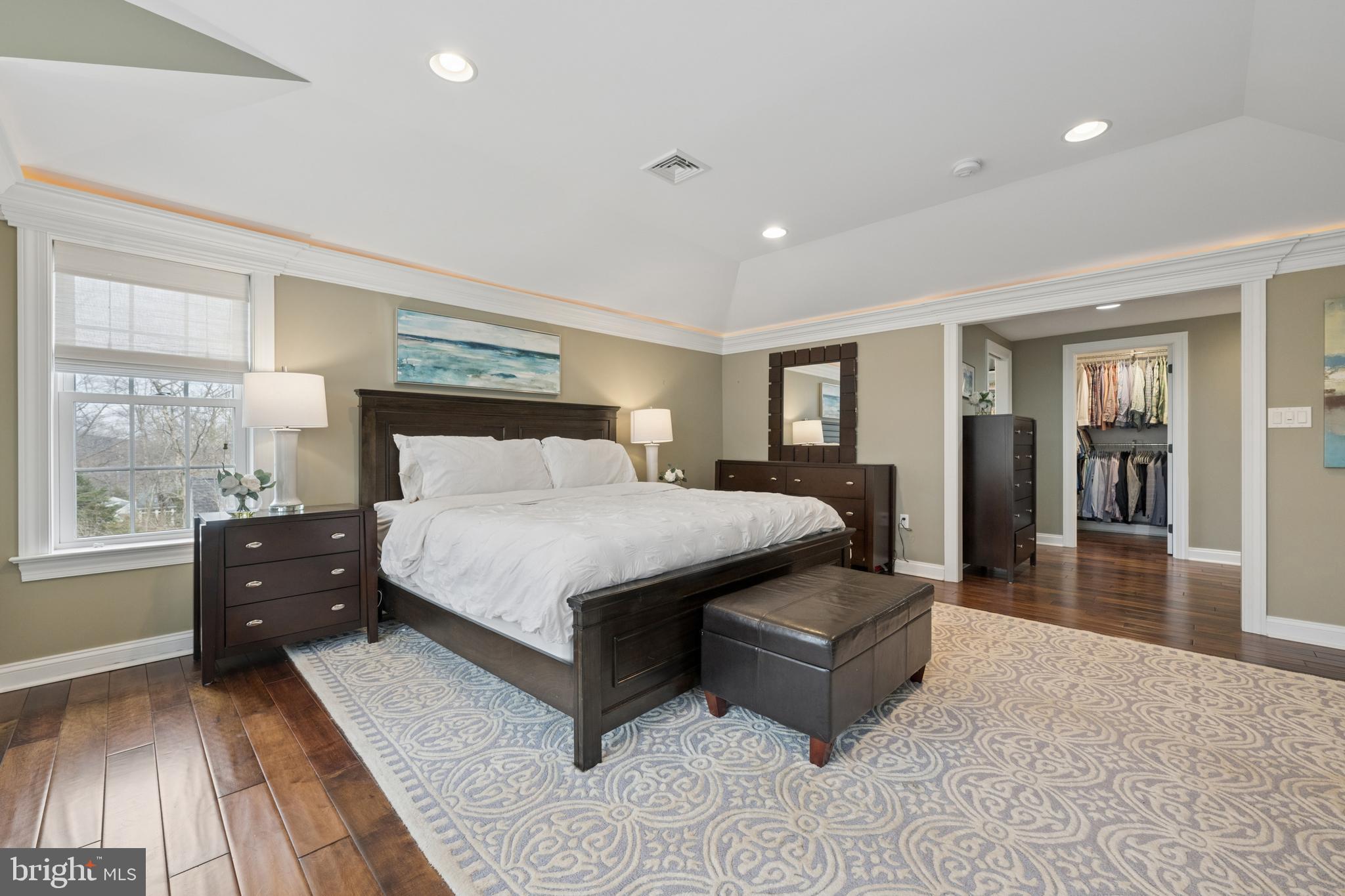 596 Tanglewood Lane Devon, PA 19333 - Photo 26 of 46 PRIMARY SUITE