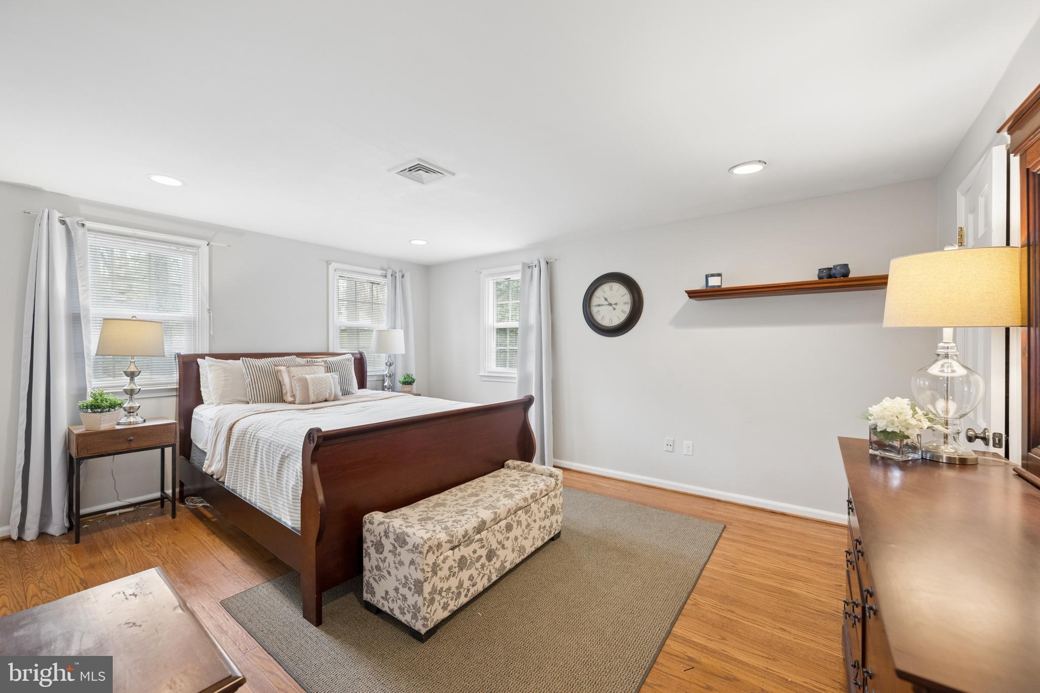 596 Tanglewood Lane Devon, PA 19333 - Photo 35 of 46 BEDROOM 3