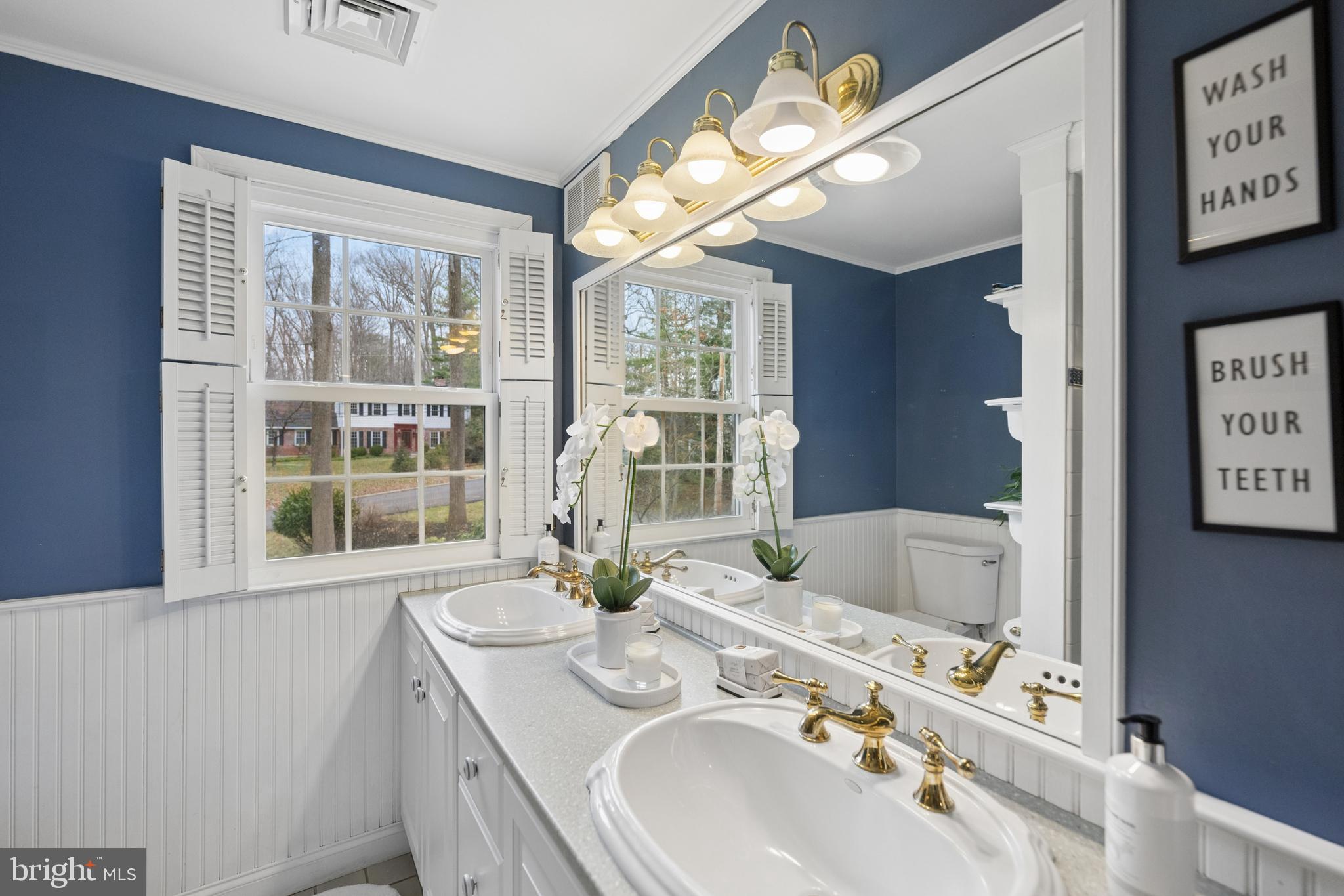 596 Tanglewood Lane Devon, PA 19333 - Photo 38 of 46