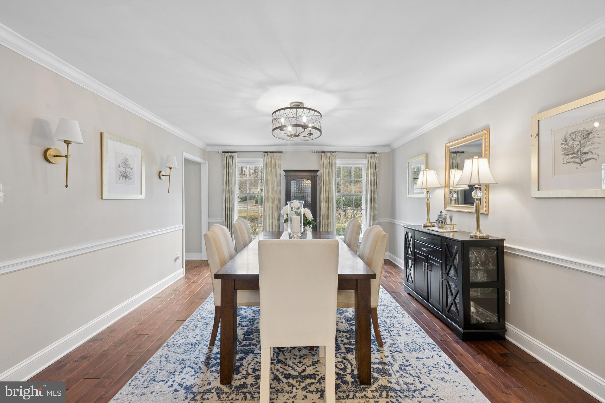 596 Tanglewood Lane Devon, PA 19333 - Photo 5 of 46 DINING ROOM