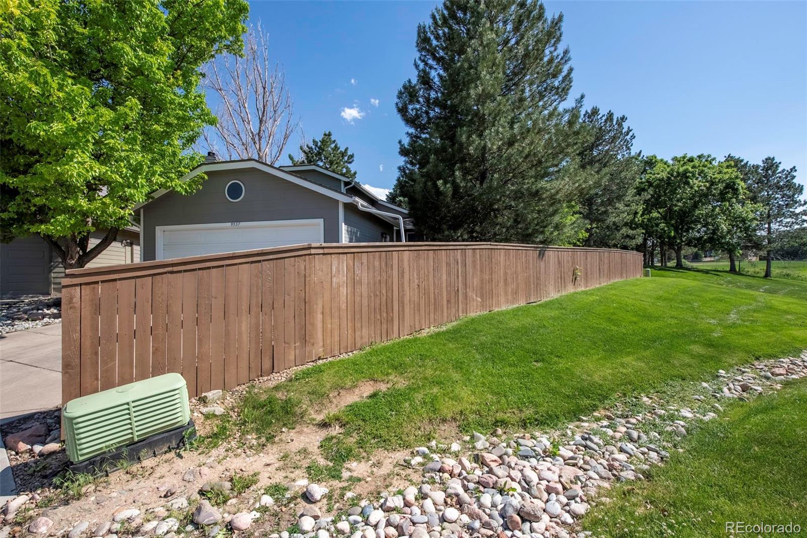 9537 Devon Court Highlands Ranch, CO 80126 - Photo 3 of 27 Gallery Image 3