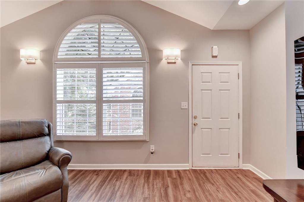 3321 Raes Creek Road Marietta, GA 30008 - Photo 3 of 49