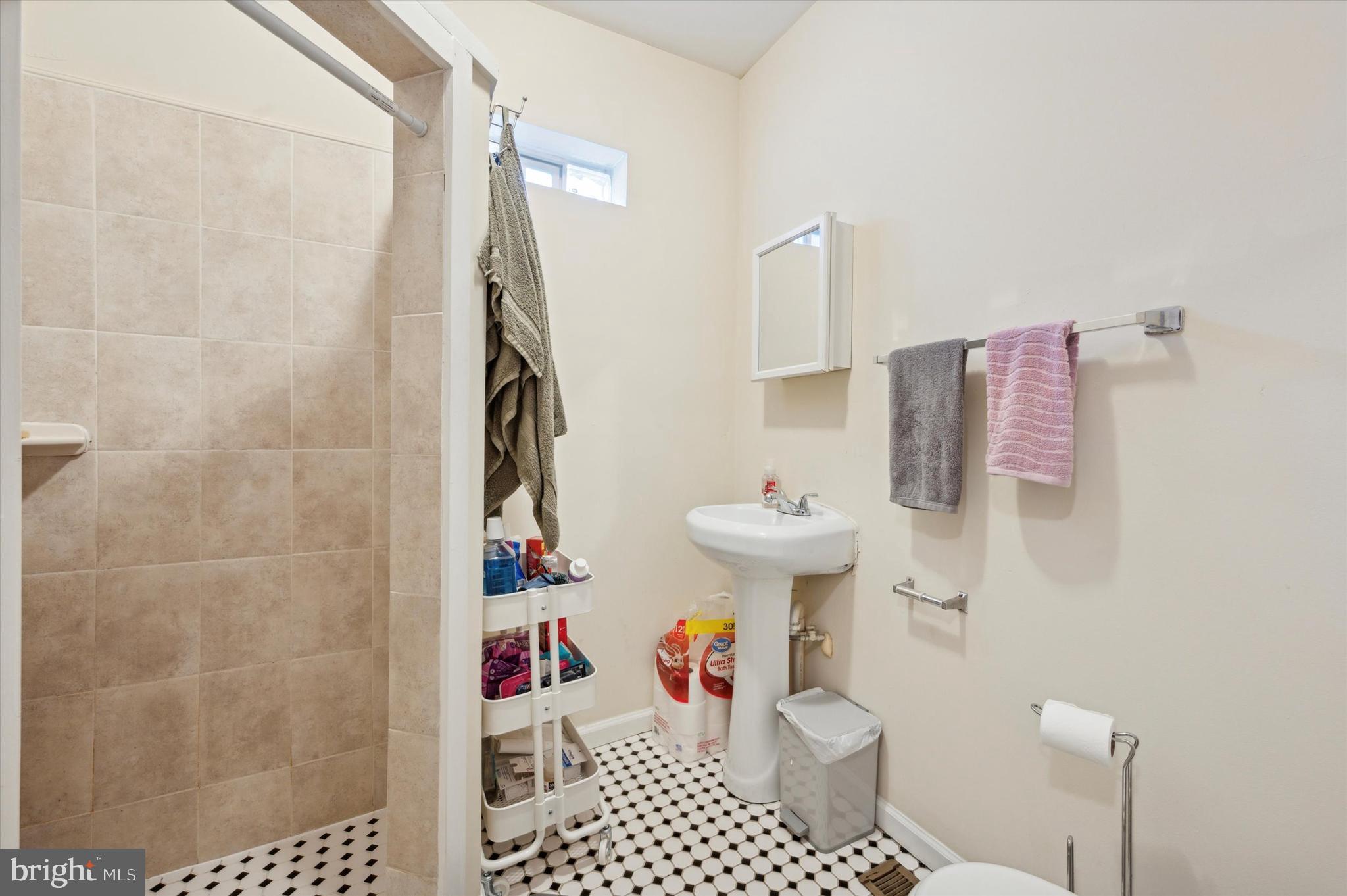 1531 Fontain Street Philadelphia, PA 19121 - Photo 12 of 15