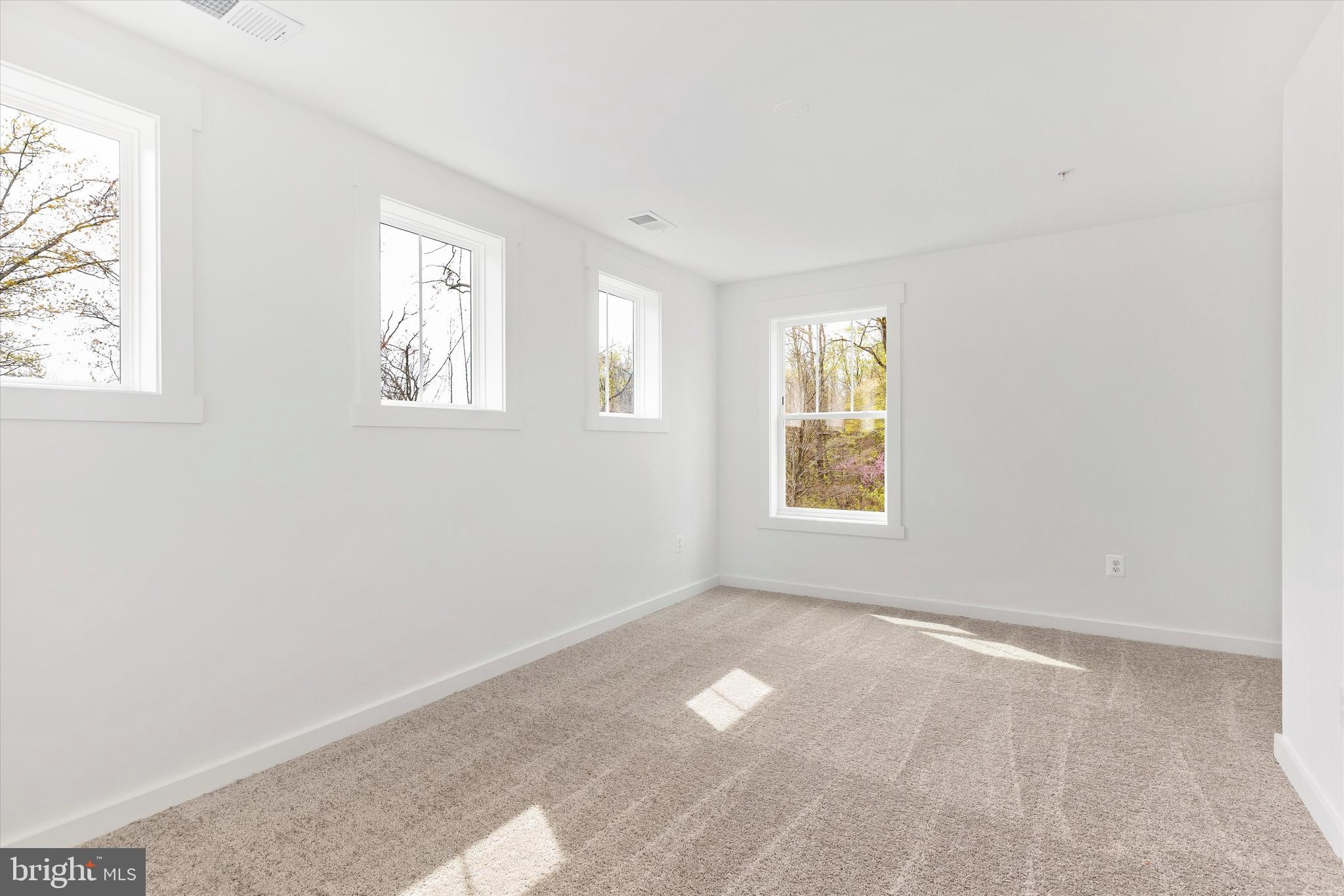 6626 East Lakeridge Road New Market, MD 21774 - Photo 42 of 65 Gallery Image 42