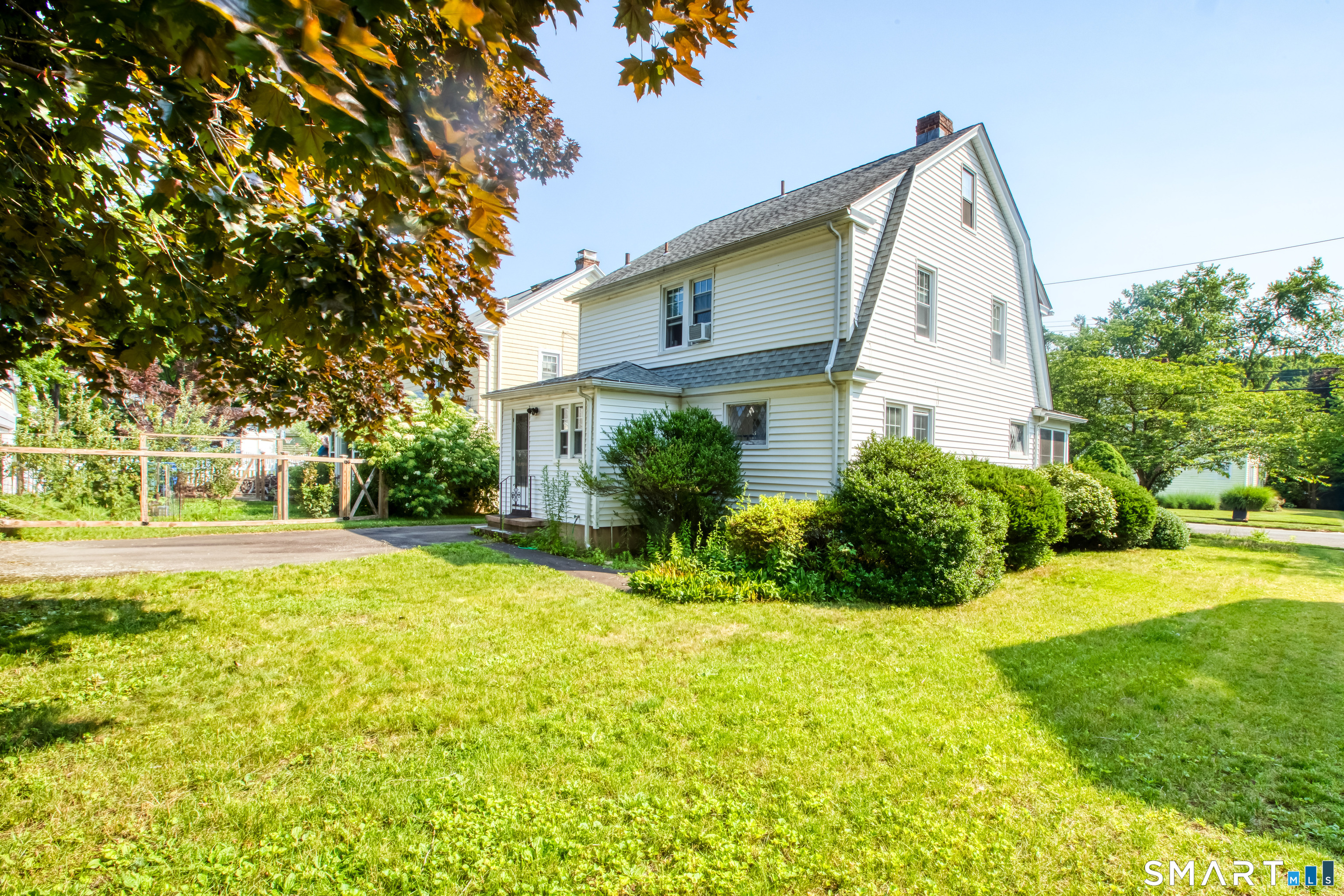 42 Thompson Street Hamden, CT 06518 - Photo 31 of 32
