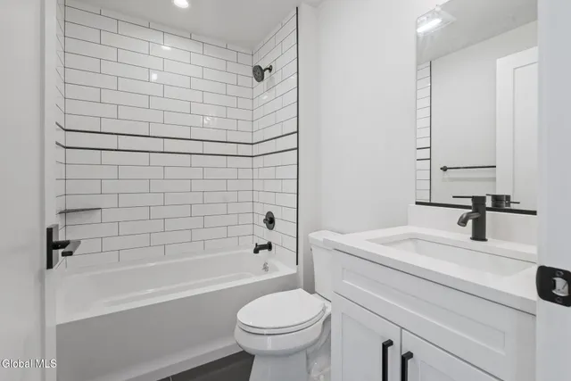 $743,700 | 11 Footpath Way, Lake George, NY 12845