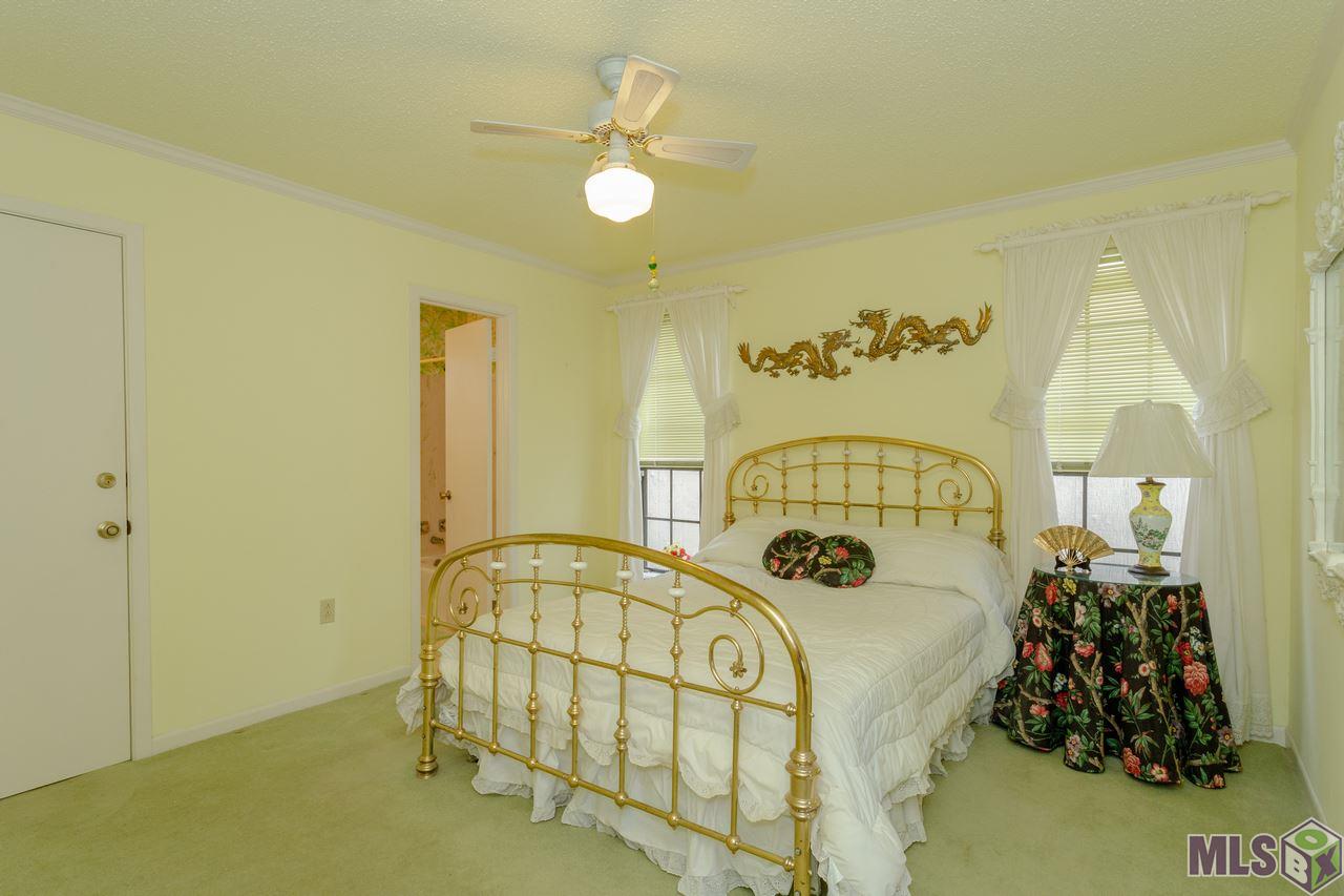 1907 Stonegate Court Baton Rouge, LA 70815 - Photo 11 of 28 Gallery Image 11