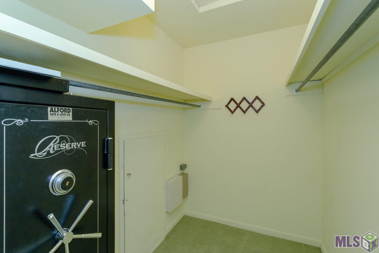1907 Stonegate Court Baton Rouge, LA 70815 - Photo 14 of 28 Gallery Image 14
