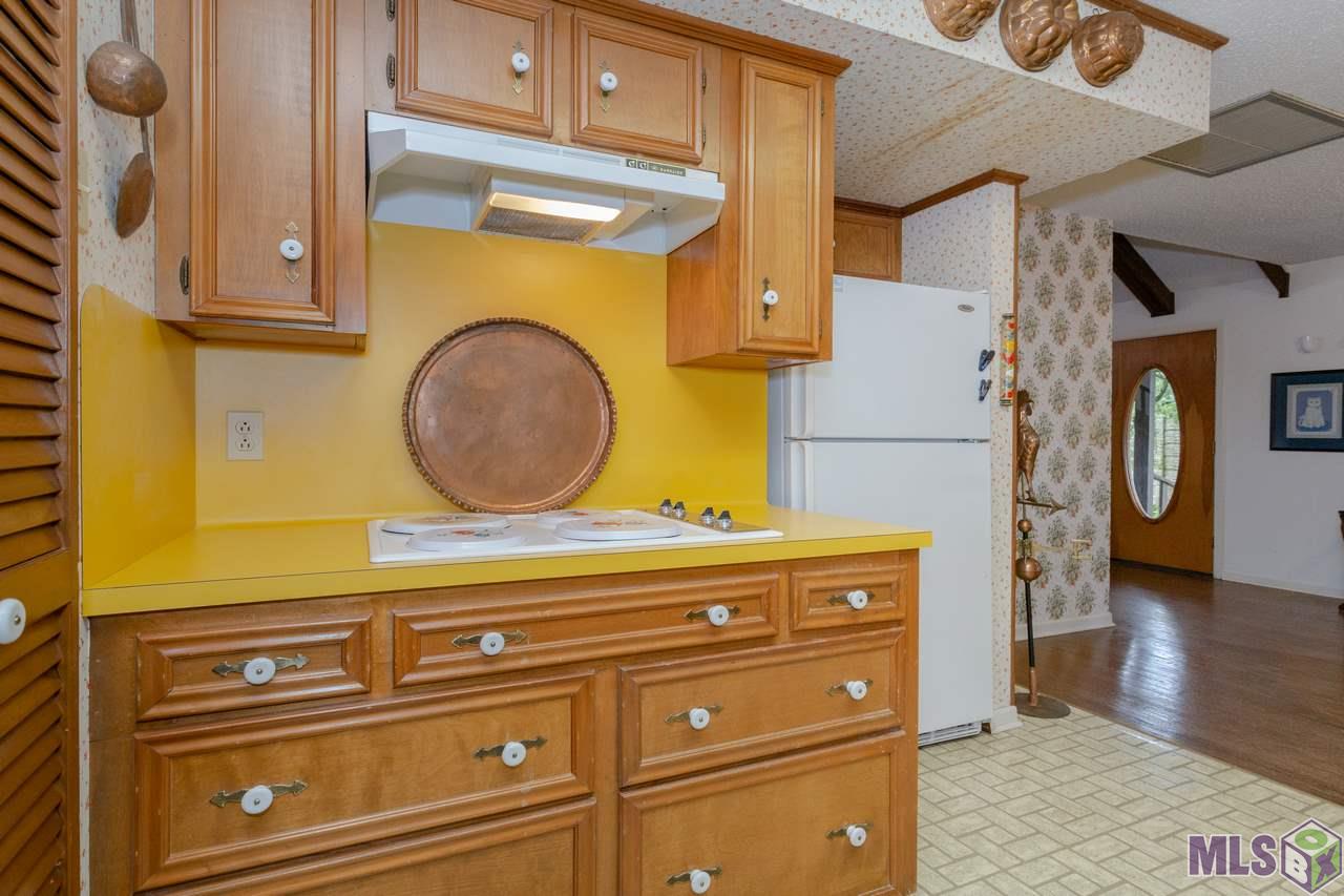 1907 Stonegate Court Baton Rouge, LA 70815 - Photo 8 of 28 Gallery Image 8