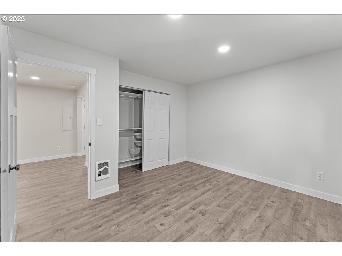 1527 Southeast 7th Avenue Camas, WA 98607 - Photo 16 of 40 Bedroom
