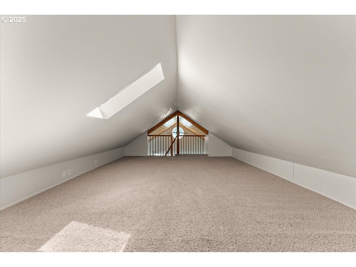 1527 Southeast 7th Avenue Camas, WA 98607 - Photo 23 of 40 Loft