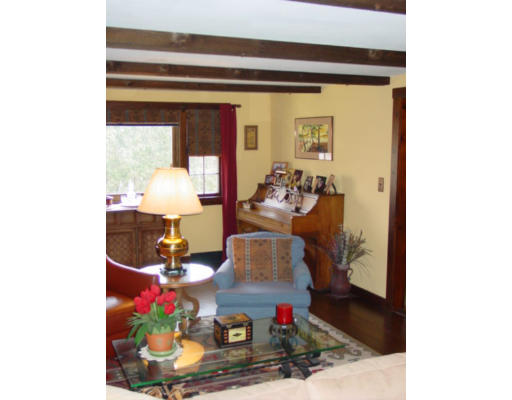 6 Gallinelli Road Marshfield, MA 02050 - Photo 11 of 24 Gallery Image 11