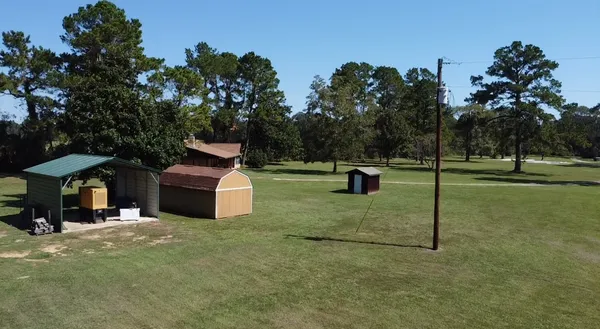$999,000 | 697 County Road 2309, Cleveland, TX 77327