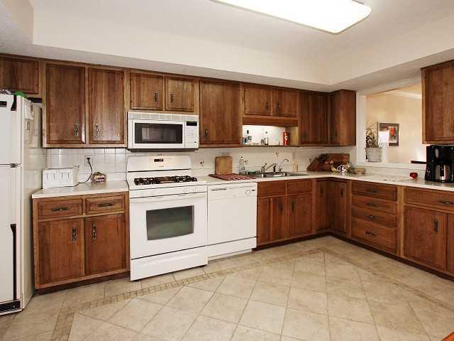 7435 Longleat Road Indianapolis, IN 46240 - Photo 3 of 12 Gallery Image 3