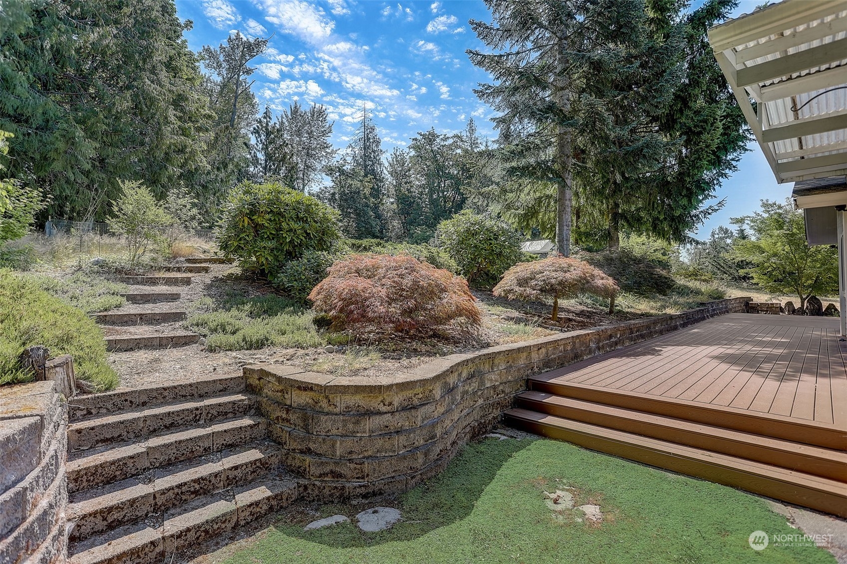 18600 East Spring Lake Drive Southeast Renton, WA 98058 - Photo 39 of 39 a view of outdoor space and yard