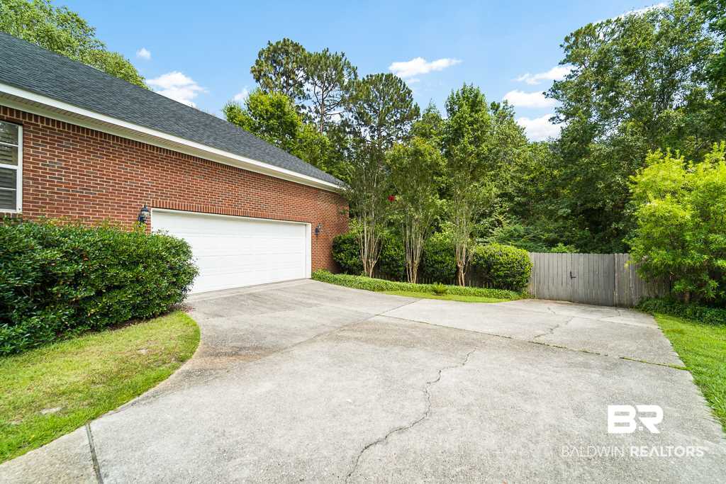 2009 Stonebrook Drive East Mobile, AL 36695 - Photo 5 of 34