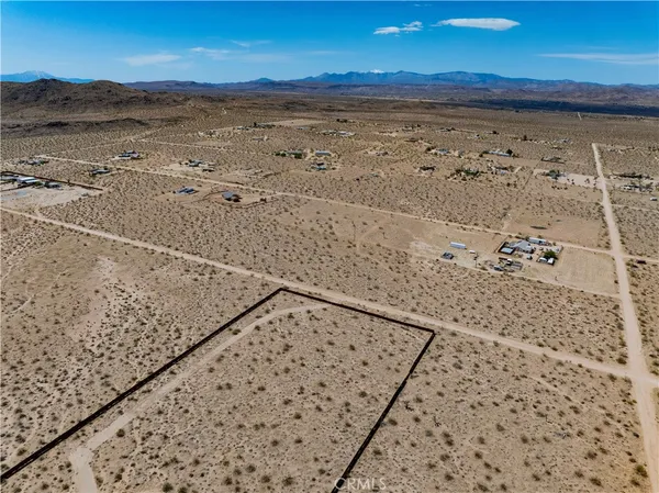 $75,000 | 425 Gerber Avenue, Landers, CA 92285