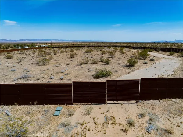 $75,000 | 425 Gerber Avenue, Landers, CA 92285