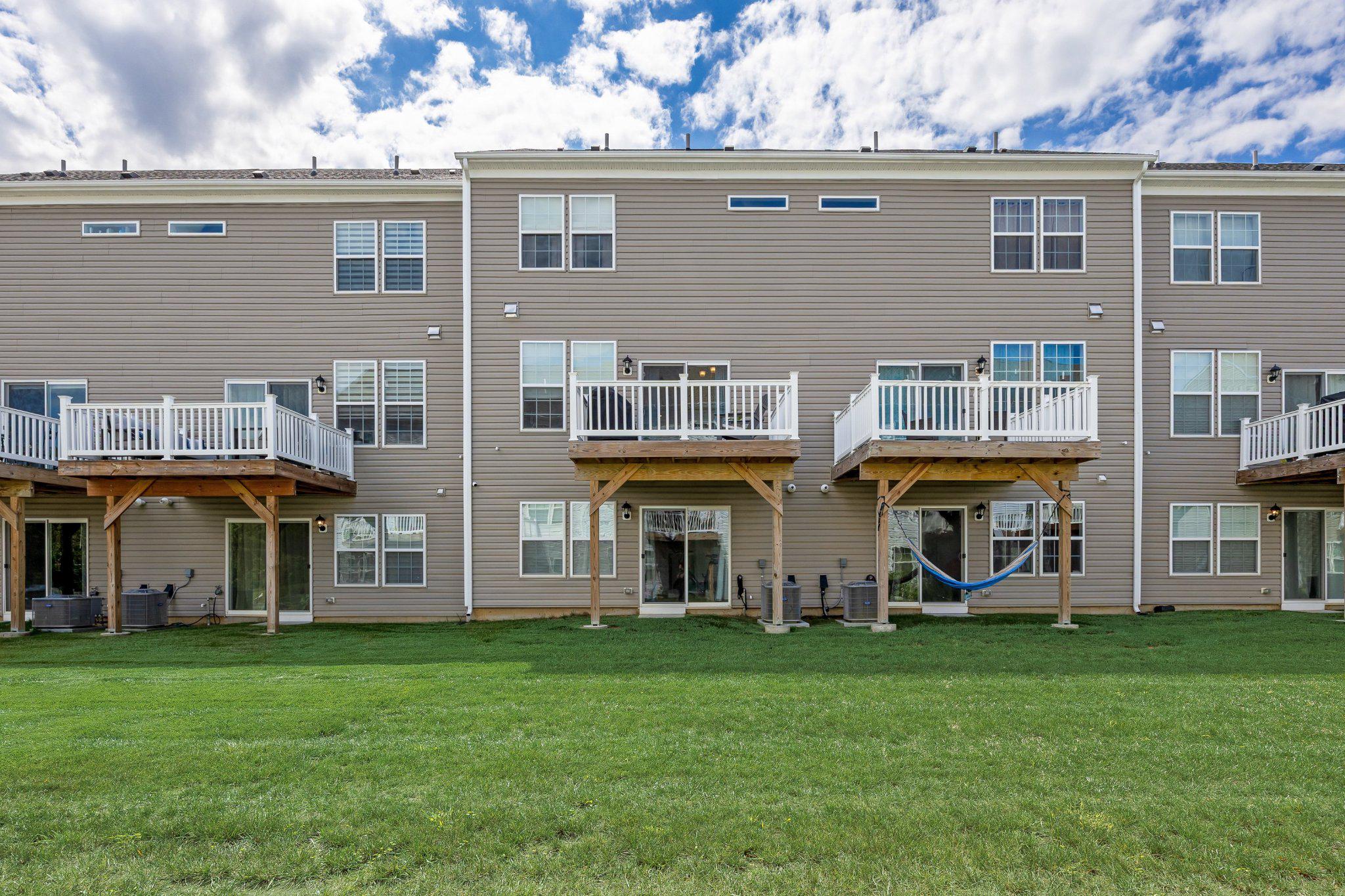 6 Cardinal Way Mount Mount Laurel, NJ 08054 - Photo 31 of 33 Charming townhome with spacious deck.