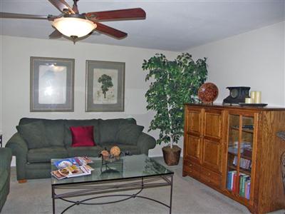 826 West Carpenter Avenue Reedley, CA 93654 - Photo 3 of 15 Gallery Image 3