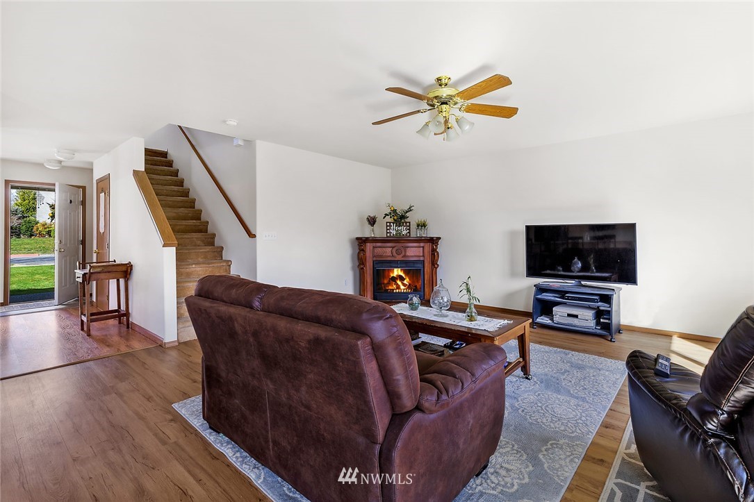 20276 Corbridge Road Southeast Monroe, WA 98272 - Photo 4 of 23