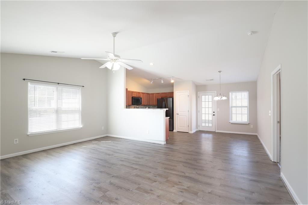 652 Switchback Court High Point, NC 27265 - Photo 4 of 39