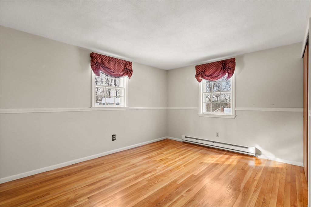 84 Crosby Road Marlborough, MA 01752 - Photo 11 of 27