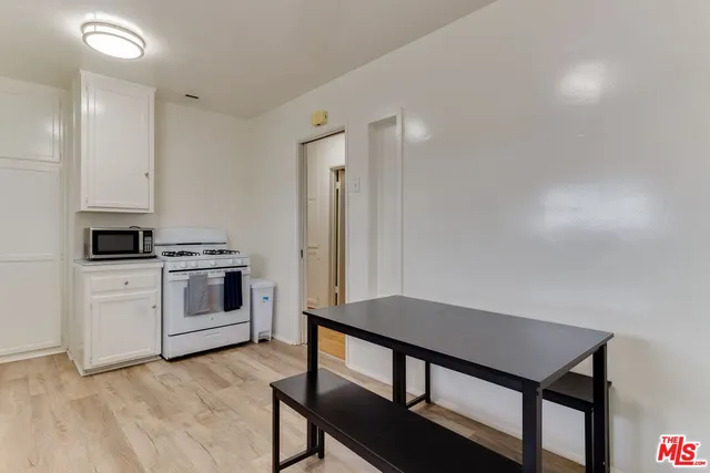 $4,895 | 4360 McLaughlin Avenue, Los Angeles, CA 90066