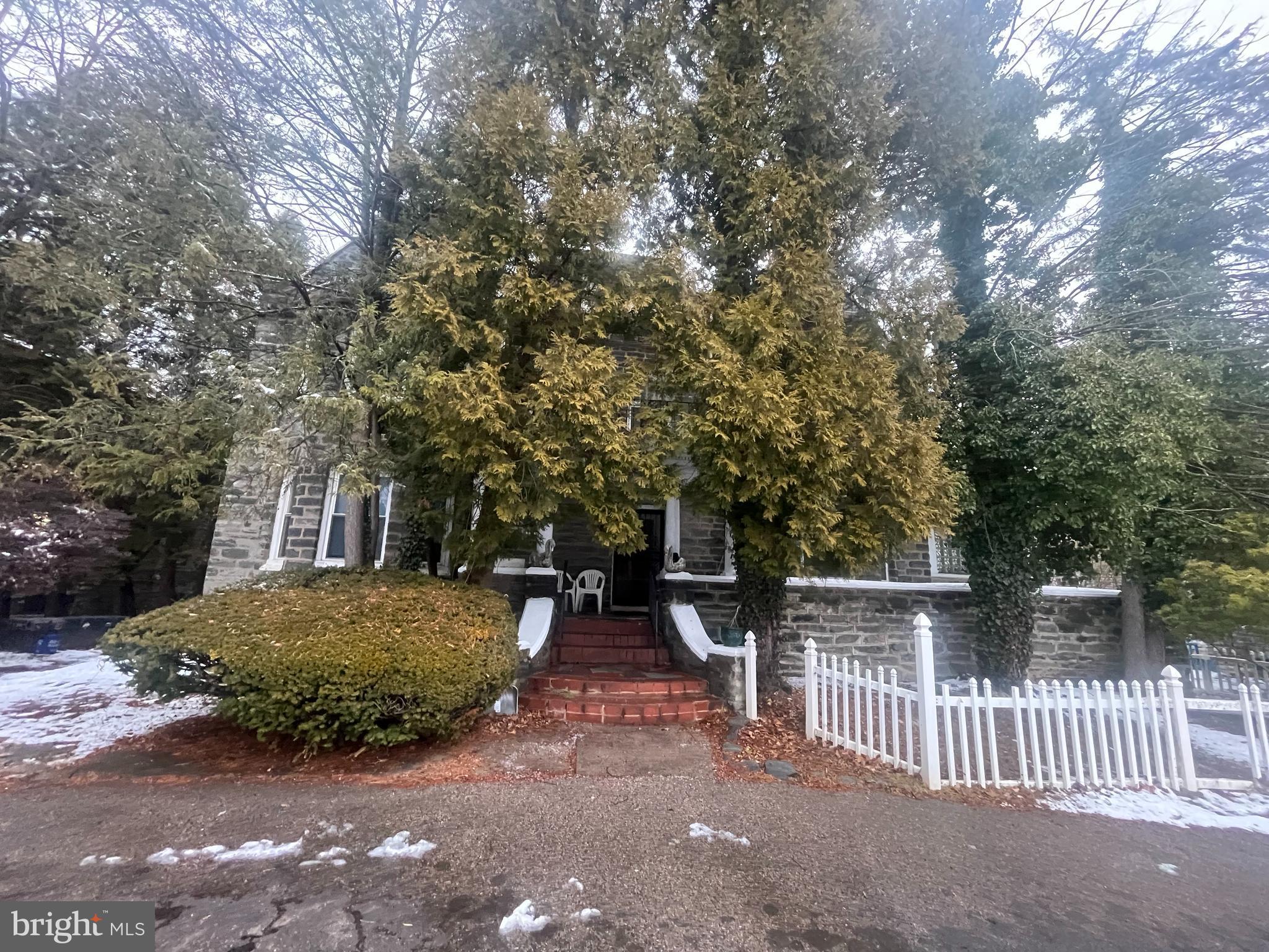 6041 Drexel Road Philadelphia, PA 19131 - Photo 3 of 6 Gallery Image 3