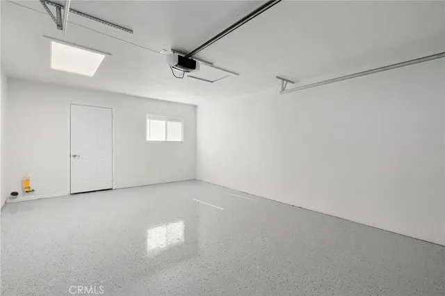 a view of house with a yard